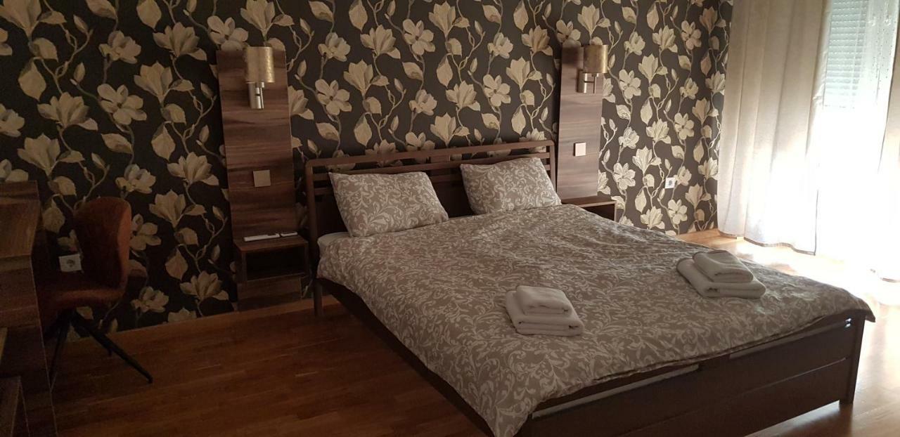 Uki-Modern Apartment With Parking Novi Sad Luaran gambar